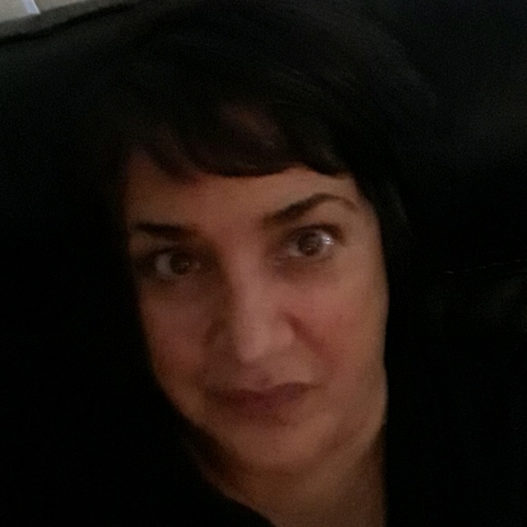 Meet your Posher, Bianca - Picture 1 of 1